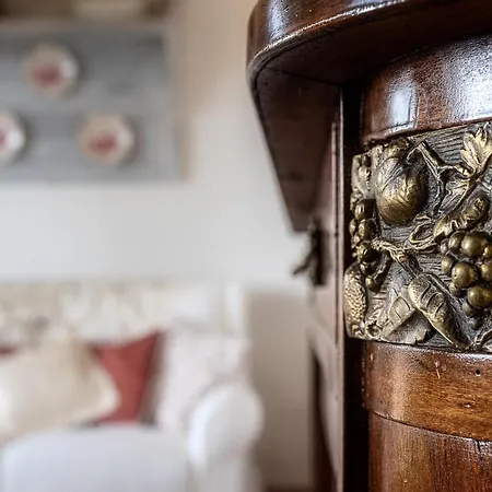 Renello Country house